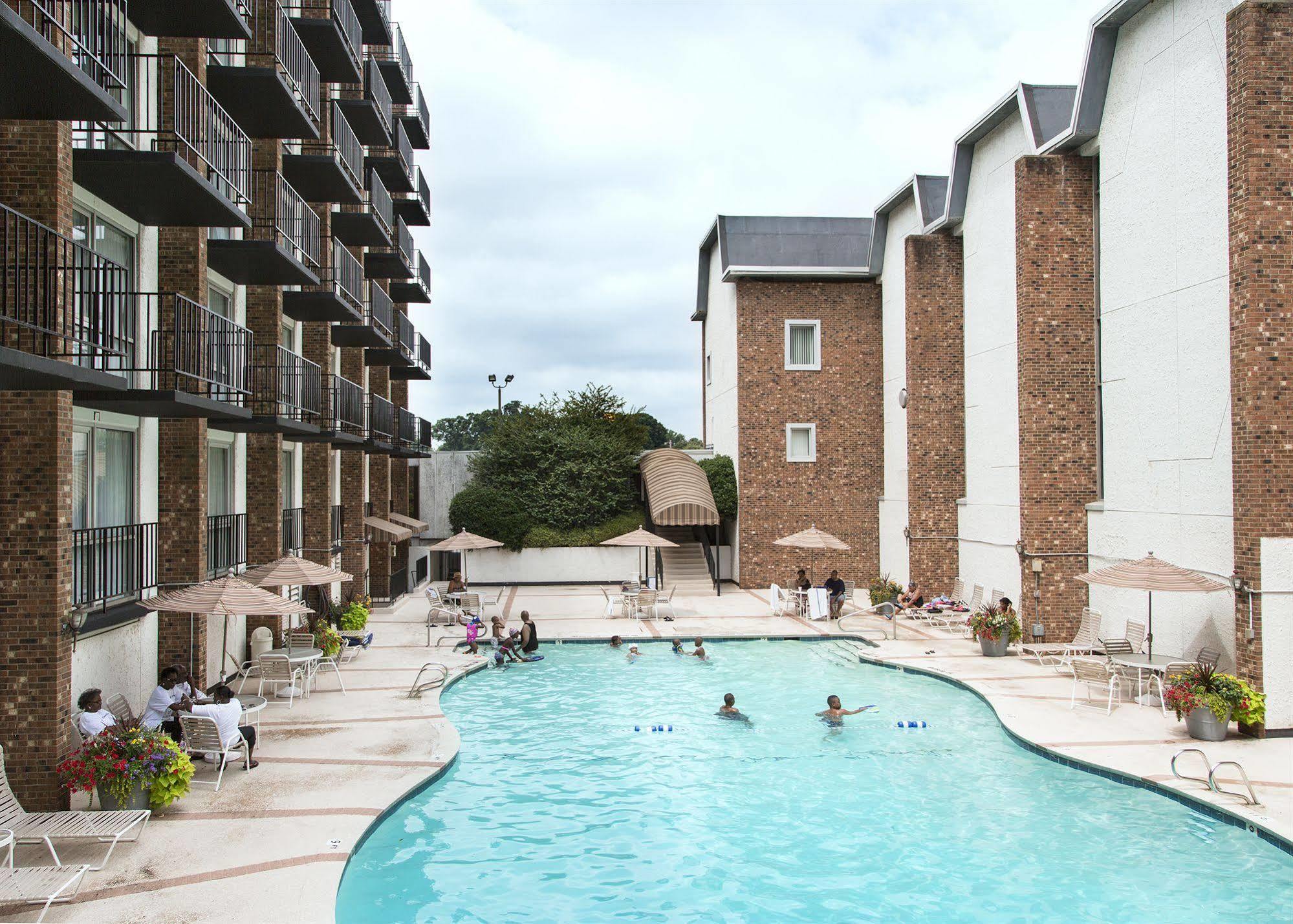 Hawthorne Inn & Conference Center Winston-Salem Buitenkant foto